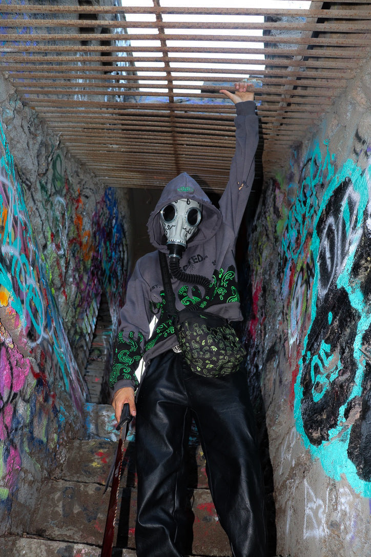 Infectious Drip pullover