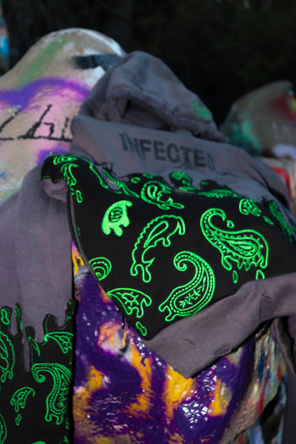 Infectious Drip pullover