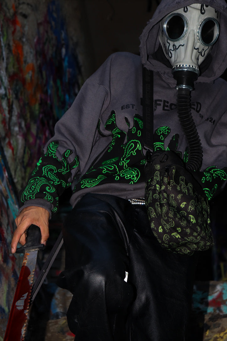 Infectious Drip pullover